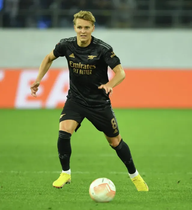 Framed Print : Martin Odegaard Leads Arsenal in Europa League Clash Against FC Zurich Framed Print : Martin Odegaard Leads Arsenal in Europa League Clash Against FC Zurich