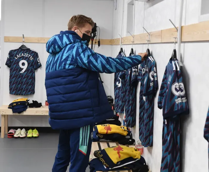Framed Print : Martin Odegaard: Pre-Match Focus in Arsenal Changing Room Ahead of Leeds United Clash (Premier League 2021-22)