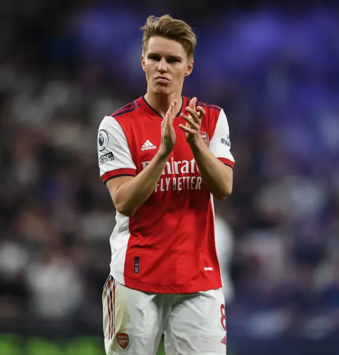 Framed Print : Martin Odegaard Salutes Arsenal Fans: Tottenham vs Arsenal, Premier League 2021-22