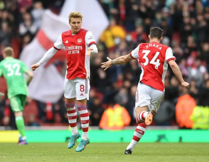 Framed Print : Martin Odegaard Scores: Arsenal vs Brighton & Hove Albion, Premier League 2021-22