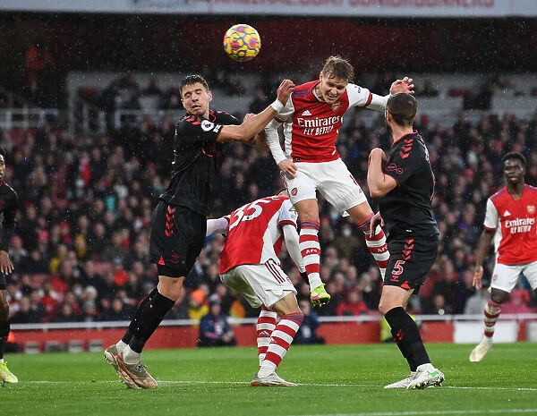 Martin Odegaard Scores Arsenal's Second Goal vs Southampton (Premier League 2021-22)