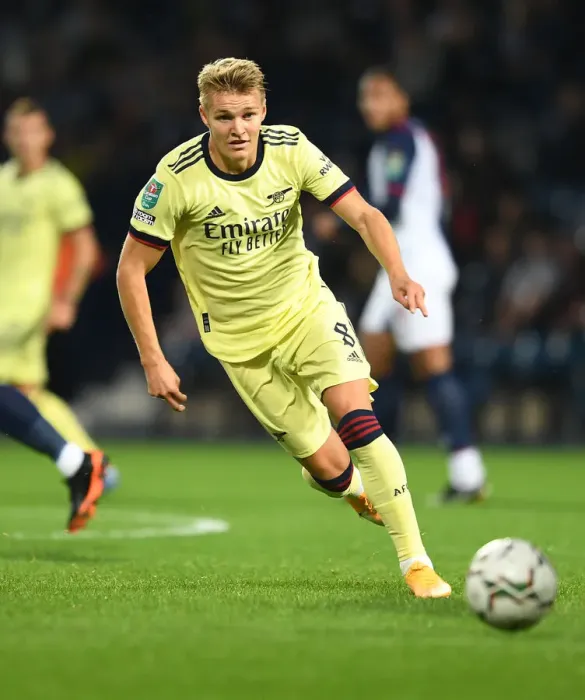 Framed Print : Martin Odegaard Shines: Arsenal Advance in Carabao Cup with Win Over West Bromwich Albion Framed Print : Martin Odegaard Shines: Arsenal Advance in Carabao Cup with Win Over West Bromwich Albion