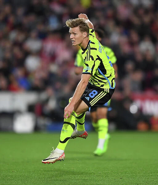 Martin Odegaard Shines: Arsenal Advances in Carabao Cup with Win over Brentford