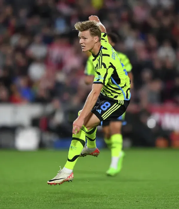 Framed Print : Martin Odegaard Shines: Arsenal Advances in Carabao Cup with Win over Brentford