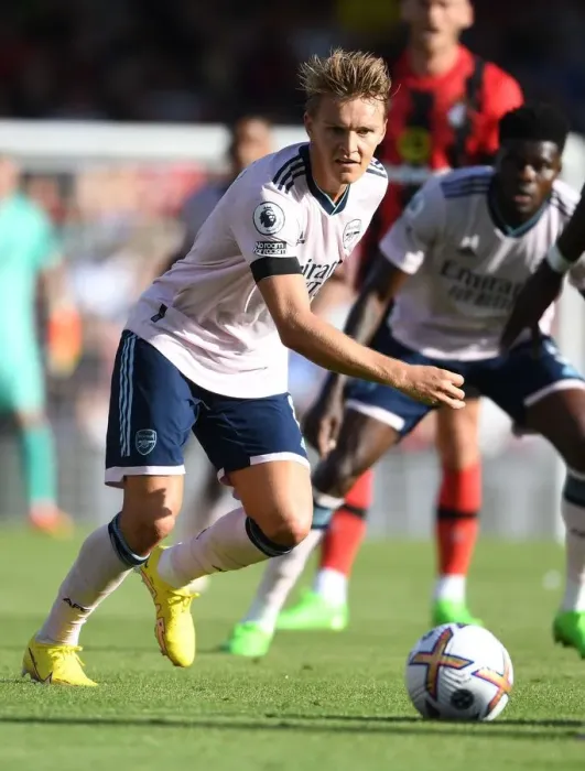 Framed Print : Martin Odegaard Shines: Arsenal's Midfield Genius Leads to Victory over AFC Bournemouth, Premier League 2022-23 Framed Print : Martin Odegaard Shines: Arsenal's Midfield Genius Leads to Victory over AFC Bournemouth, Premier League 2022-23