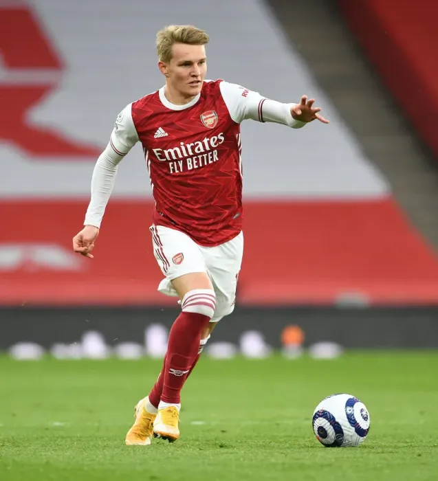 Framed Print : Martin Odegaard vs. Tottenham: A Battle at Empty Emirates in the Premier League 2020-21 Framed Print : Martin Odegaard vs. Tottenham: A Battle at Empty Emirates in the Premier League 2020-21