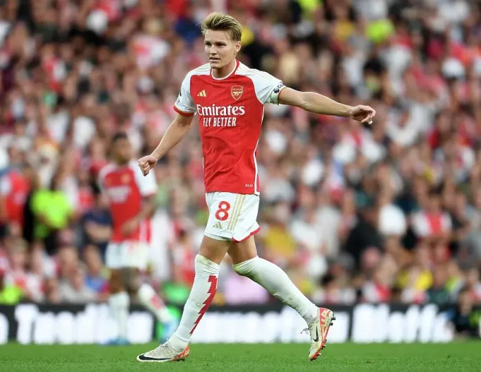 Framed Print : Martin Odegaard's Emotional Reaction: Arsenal's Intense Battle against Manchester City, Premier League 2023-24