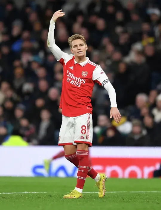 Framed Print : Martin Odegaard's Intense Battle: Arsenal vs. Tottenham, Premier League 2022-23