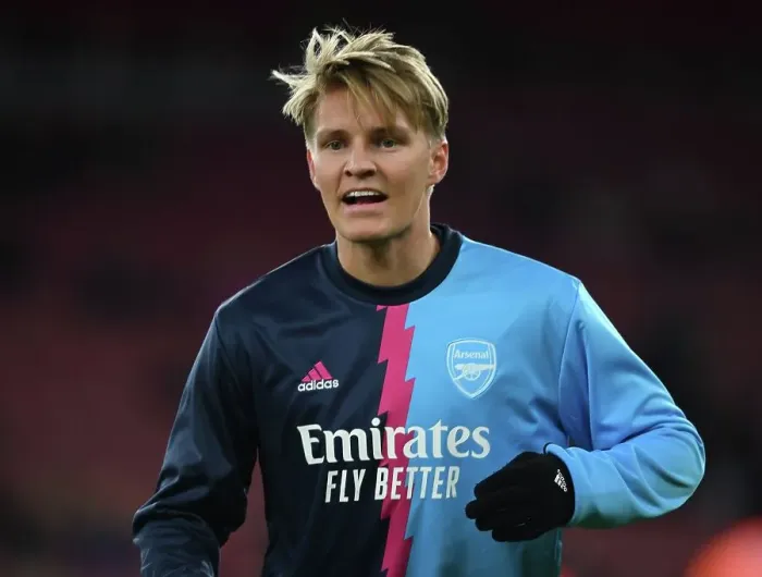 Framed Print : Martin Odegaard's Intense Pre-Match Focus: Arsenal vs Juventus (2022-23)