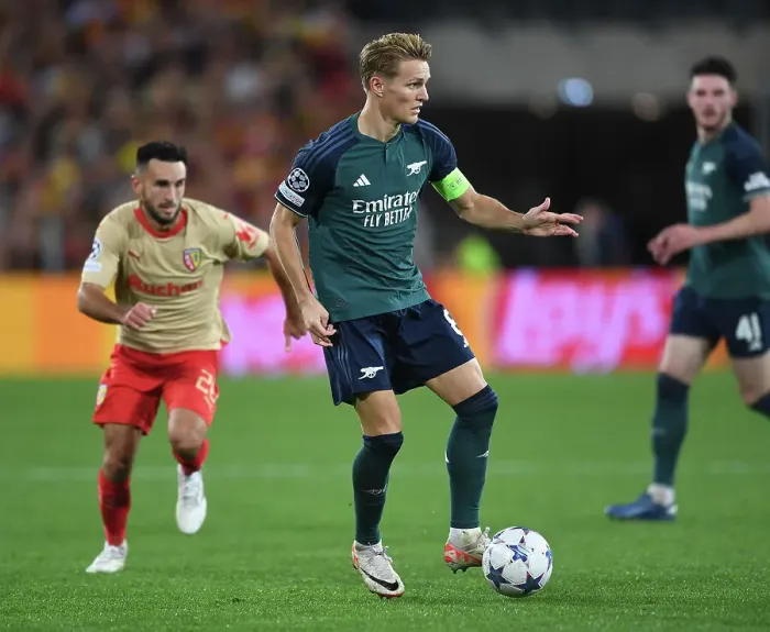Framed Print : Martin Odegaard's Leadership: Arsenal's Champions League Victory over RC Lens (2023-24)