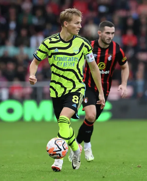 Framed Print : Martin Odegaard's Midfield Masterclass: Arsenal Secures Premier League Victory over AFC Bournemouth, 2023-24 Season Framed Print : Martin Odegaard's Midfield Masterclass: Arsenal Secures Premier League Victory over AFC Bournemouth, 2023-24 Season