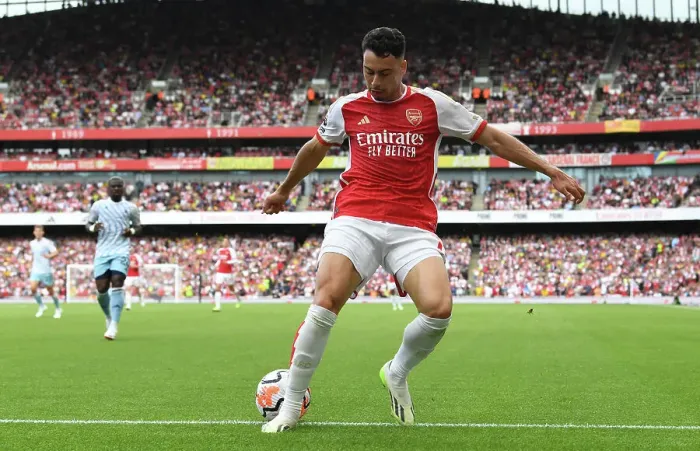 Framed Print : Martinelli in Action: Arsenal vs Nottingham Forest, Premier League 2023-24 Framed Print : Martinelli in Action: Arsenal vs Nottingham Forest, Premier League 2023-24