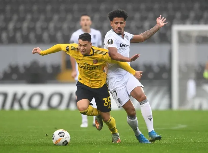 Framed Print : Martinelli in Action: Arsenal vs. Vitoria Guimaraes, UEFA Europa League (November 2019) Framed Print : Martinelli in Action: Arsenal vs. Vitoria Guimaraes, UEFA Europa League (November 2019)