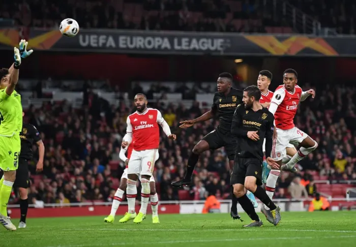 Framed Print : Martinelli Scores: Arsenal Overpowers Vitoria Guimaraes in Europa League