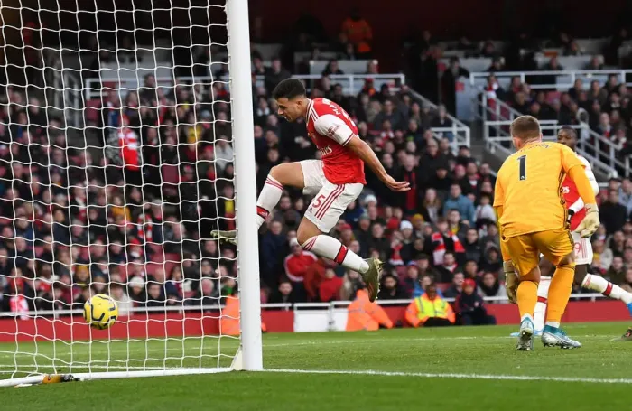 Framed Print : Martinelli Scores: Arsenal vs Sheffield United, Premier League 2019-20
