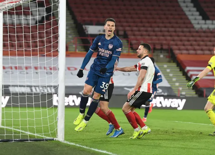 Framed Print : Martinelli Scores Second as Arsenal Overpower Sheffield United in Empty Bramall Lane
