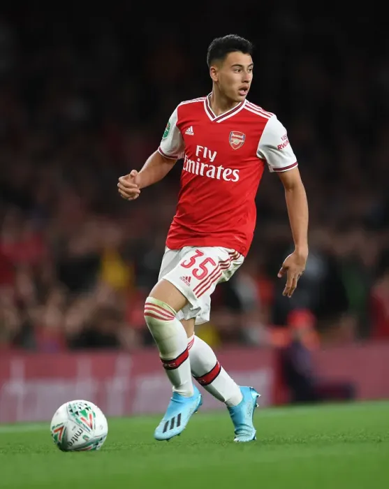 Framed Print : Martinelli Shines: Arsenal's Dominant Victory Over Nottingham Forest in Carabao Cup