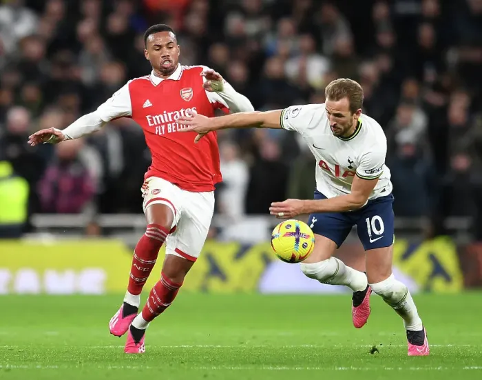 Framed Print : Martinelli vs Kane: Intense Battle in the Premier League Clash between Tottenham and Arsenal Framed Print : Martinelli vs Kane: Intense Battle in the Premier League Clash between Tottenham and Arsenal