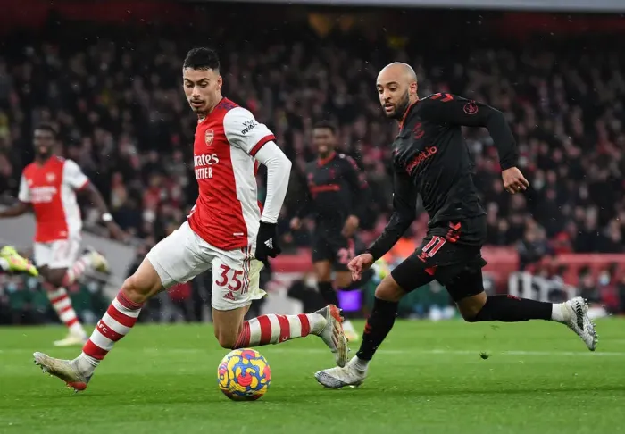 Framed Print : Martinelli vs. Redmond: A Fiery Face-Off in Arsenal's Battle Against Southampton