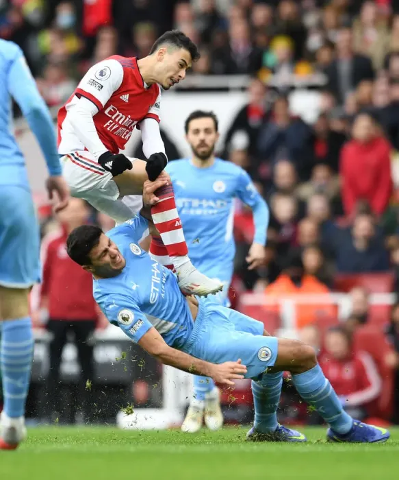 Framed Print : Martinelli vs Rodri: A Premier League Showdown at Emirates Stadium (2021-22)