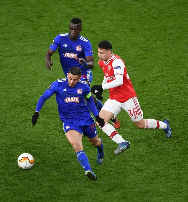Framed Print : Martinelli's Battle: Arsenal vs Olympiacos in Europa League Clash (2019-20) Framed Print : Martinelli's Battle: Arsenal vs Olympiacos in Europa League Clash (2019-20)