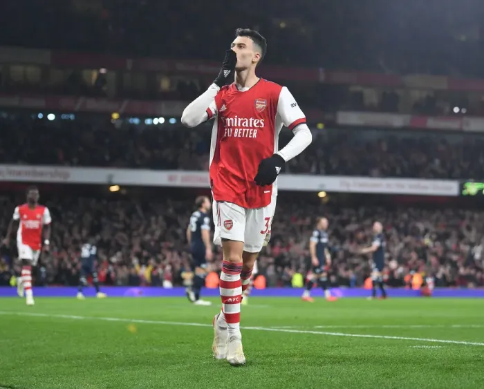Framed Print : Martinelli's Debut Goal: Arsenal's Triumph Over West Ham United in the Premier League 2021-22