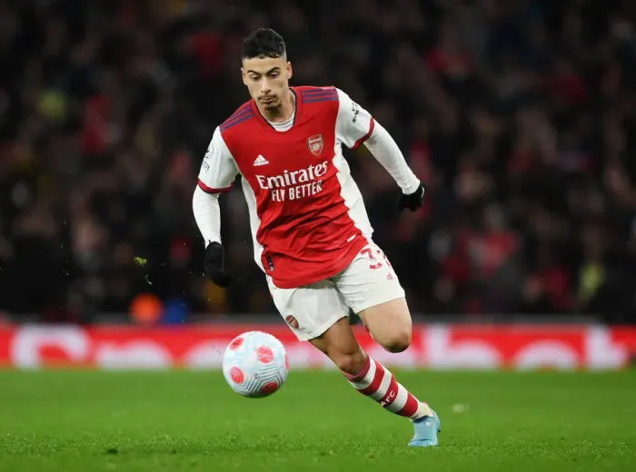 Framed Print : Martinelli's Premier League Debut: Arsenal's Young Gun Faces Liverpool Challenge