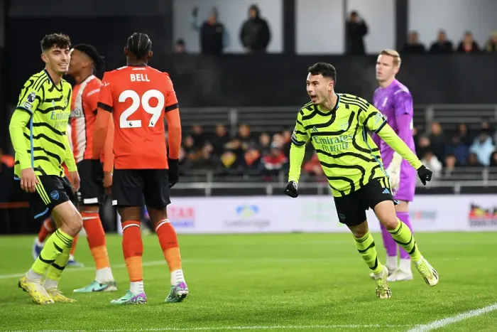 Framed Print : Martinelli's Stunner: Arsenal Kick-Starts Luton Thrashing (2023-24) Framed Print : Martinelli's Stunner: Arsenal Kick-Starts Luton Thrashing (2023-24)