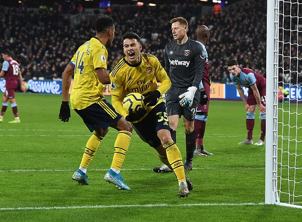Martinelli's Stunner: Arsenal's First Goal vs. West Ham United (December 2019)
