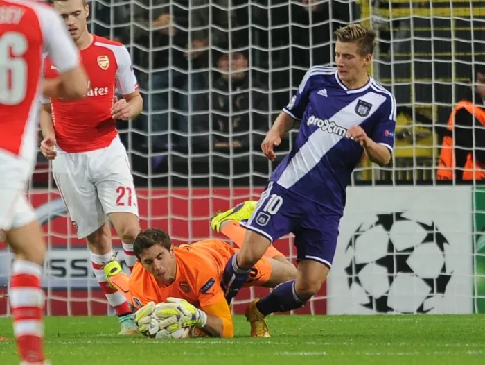 Framed Print : Martinez vs Praet: A Champions League Showdown - Emiliano Martinez Saves Dennis Praet's Shot (Arsenal vs Anderlecht, 2014) Framed Print : Martinez vs Praet: A Champions League Showdown - Emiliano Martinez Saves Dennis Praet's Shot (Arsenal vs Anderlecht, 2014)