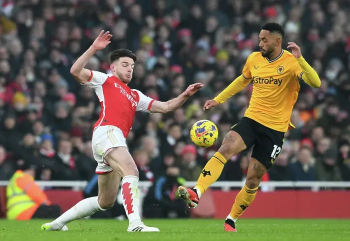 Framed Print : Matheus Cunha vs. Declan Rice: A Premier League Battle - Arsenal vs. Wolverhampton Wanderers, 2023-24