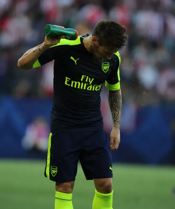 Framed Print : Mathieu Debuchy in Action: Arsenal vs Chivas, 2016-17 Pre-Season Friendly Framed Print : Mathieu Debuchy in Action: Arsenal vs Chivas, 2016-17 Pre-Season Friendly