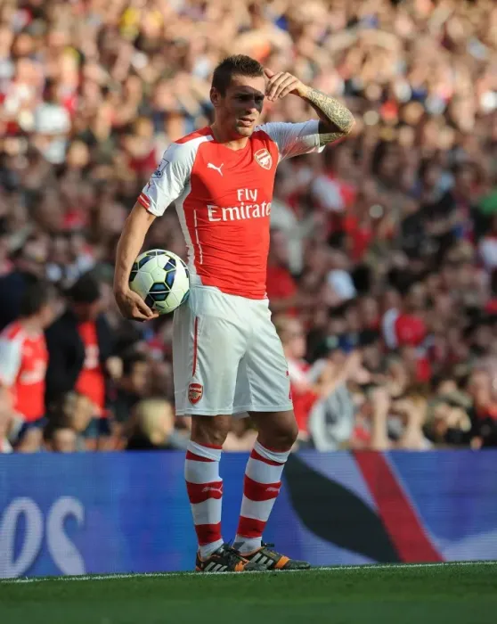 Framed Print : Mathieu Debuchy in Action: Arsenal vs Crystal Palace, Premier League 2014 / 15