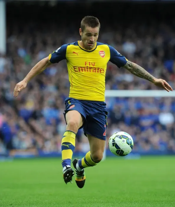 Framed Print : Mathieu Debuchy: Arsenal's Unyielding Defender at Everton, Premier League 2014 / 15