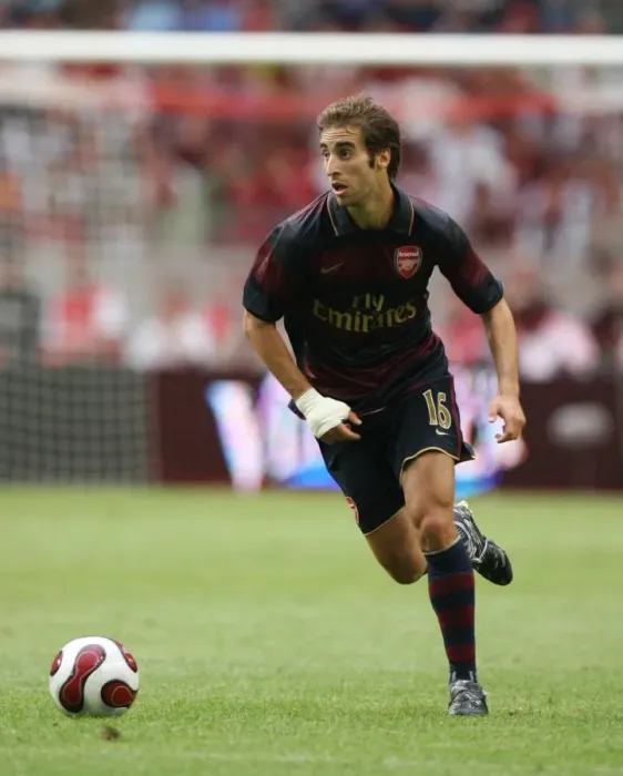 Framed Print : Mathieu Flamini in Action: Arsenal's Victory over Lazio at Amsterdam ArenA (2007) Framed Print : Mathieu Flamini in Action: Arsenal's Victory over Lazio at Amsterdam ArenA (2007)
