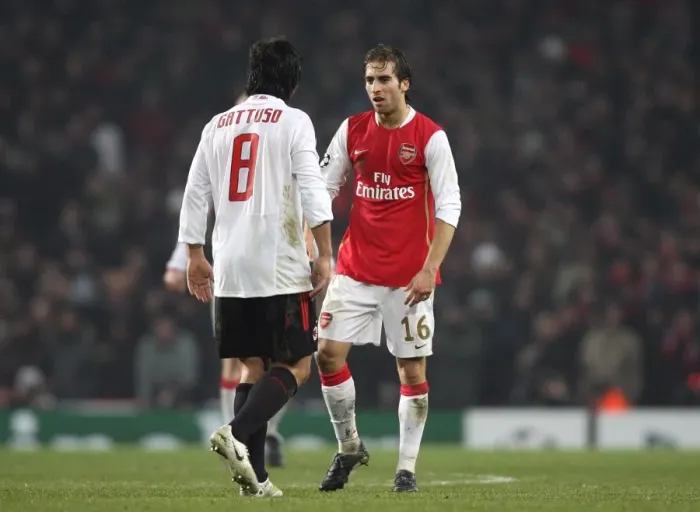 Framed Print : Mathieu Flamini (Arsenal) Gennaro Gattuso (AC Milan) Framed Print : Mathieu Flamini (Arsenal) Gennaro Gattuso (AC Milan)