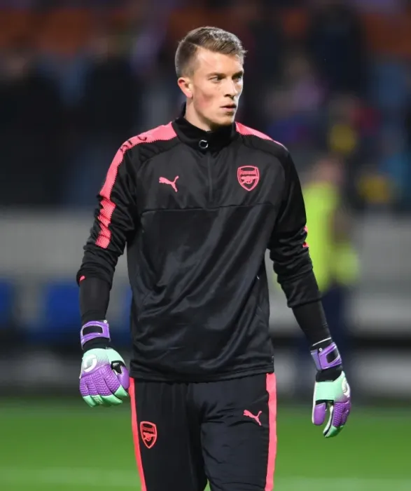 Framed Print : Matt Macey Prepares for Arsenal's Europa League Clash against BATE Borisov Framed Print : Matt Macey Prepares for Arsenal's Europa League Clash against BATE Borisov