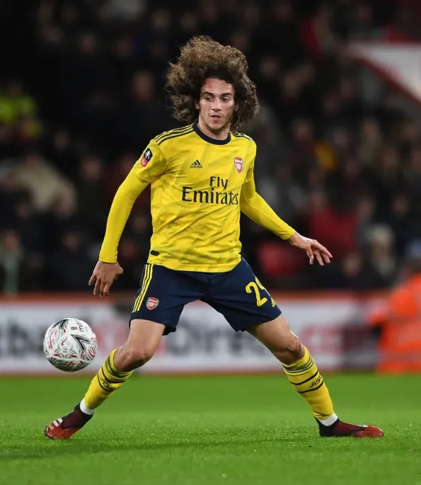 Framed Print : Matteo Guendouzi in Action: Arsenal's FA Cup Battle at AFC Bournemouth