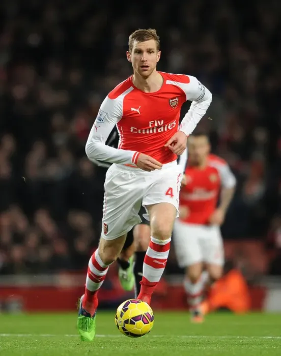 Framed Print : Per Mertesacker in Action: Arsenal vs Newcastle United, Premier League 2014 / 15
