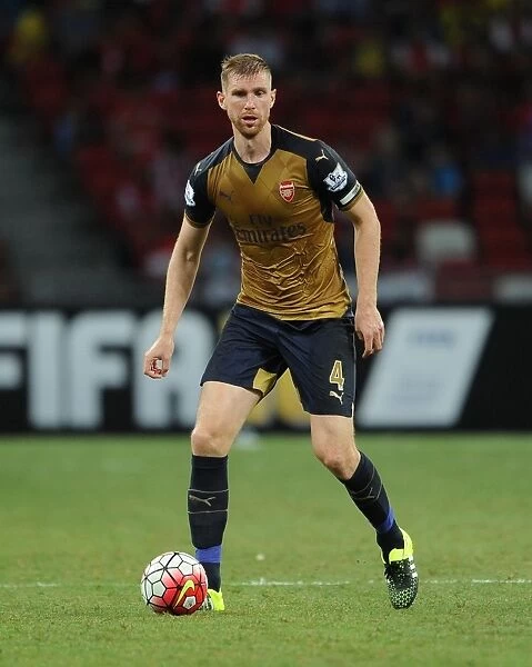 Per Mertesacker in Action: Arsenal vs Singapore XI, Barclays Asia Trophy (July 15, 2015)