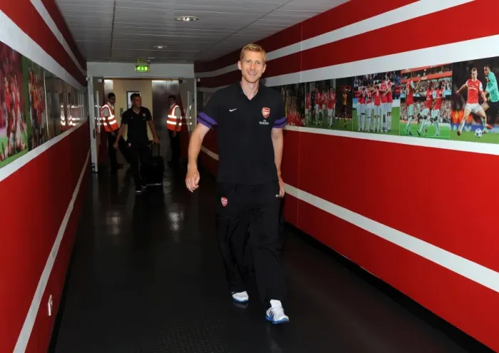 Framed Print : Per Mertesacker (Arsenal). Arsenal 0: 0 Sunderland. Barclays Premier League Framed Print : Per Mertesacker (Arsenal). Arsenal 0: 0 Sunderland. Barclays Premier League