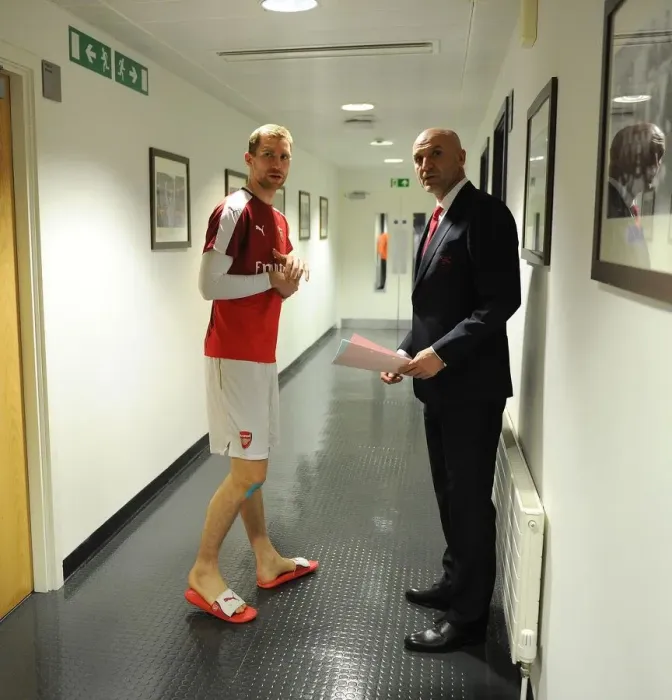 Framed Print : Per Mertesacker (Arsenal) with Assistant Manager Steve Bould before the match. Arsenal 0 Framed Print : Per Mertesacker (Arsenal) with Assistant Manager Steve Bould before the match. Arsenal 0