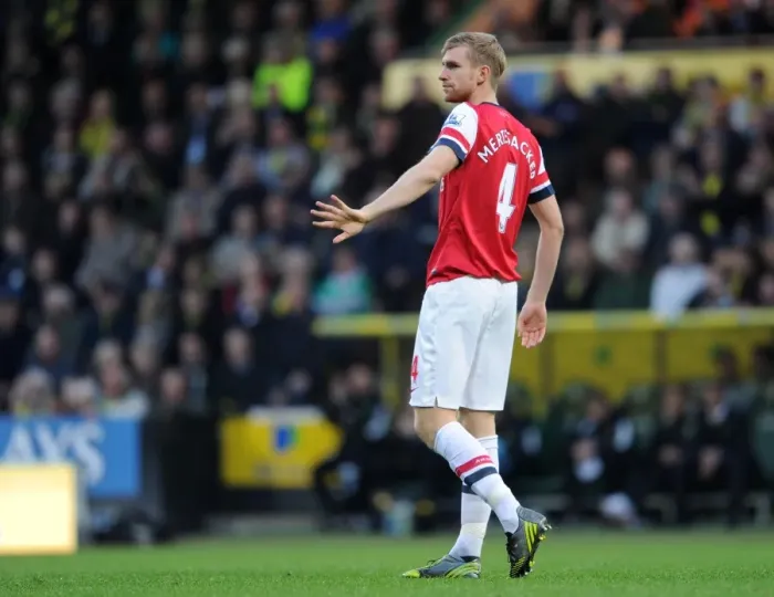 Framed Print : Per Mertesacker (Arsenal). Norwich City 1: 0 Arsenal. Barclays Premier League Framed Print : Per Mertesacker (Arsenal). Norwich City 1: 0 Arsenal. Barclays Premier League