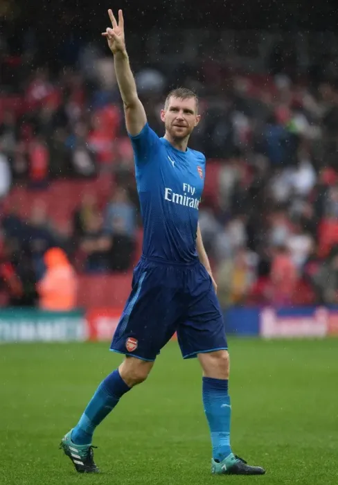 Framed Print : Per Mertesacker: Arsenal's Defender After Arsenal v SL Benfica Emirates Cup Match, 2017 Framed Print : Per Mertesacker: Arsenal's Defender After Arsenal v SL Benfica Emirates Cup Match, 2017