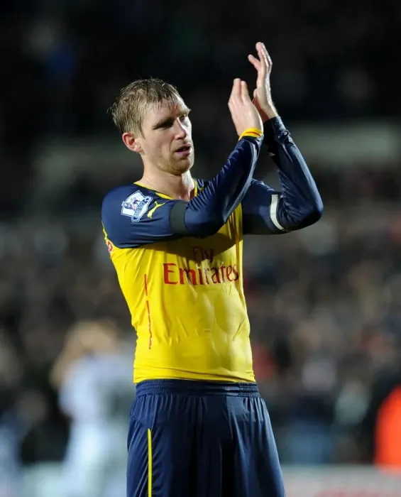 Framed Print : Per Mertesacker Celebrates with Arsenal Fans after Swansea Victory, 2014-15 Premier League