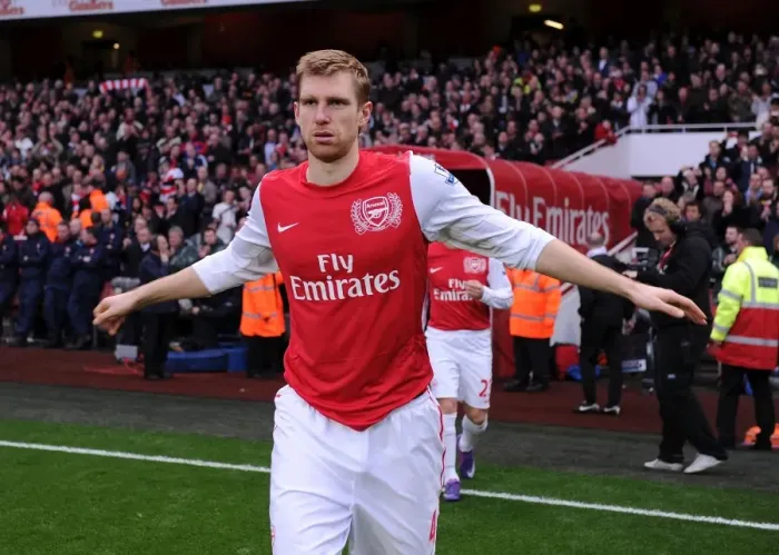Framed Print : Per Mertesacker: Focused Before Arsenal vs. Queens Park Rangers (2011-12)
