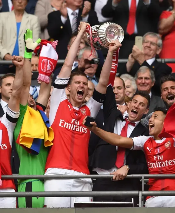 Framed Print : Per Mertesacker and Laurent Koscielny (Arsenal) lift the FA Cup. Arsenal 2: 1 Chelsea Framed Print : Per Mertesacker and Laurent Koscielny (Arsenal) lift the FA Cup. Arsenal 2: 1 Chelsea