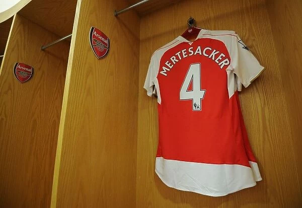 Per Mertesacker's Arsenal Shirt in Arsenal Changing Room Before Arsenal vs West Bromwich Albion (2015-16)