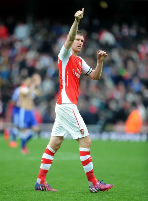 Framed Print : Per Mertesacker's Defiant Stand: Arsenal vs. Chelsea (2015)
