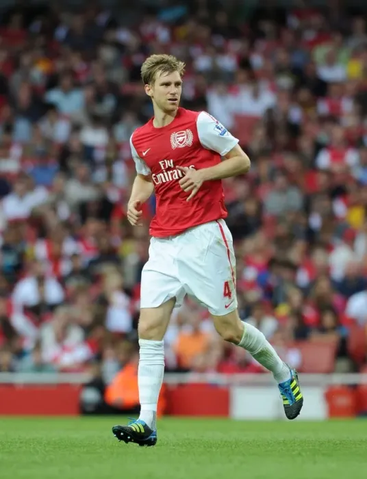 Framed Print : Per Mertesacker's Game-Winning Goal: Arsenal 1-0 Swansea City, Premier League 2011-12 Framed Print : Per Mertesacker's Game-Winning Goal: Arsenal 1-0 Swansea City, Premier League 2011-12